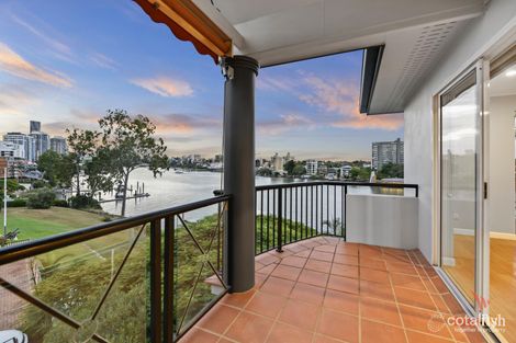 Property photo of 11/50-56 Thorn Street Kangaroo Point QLD 4169