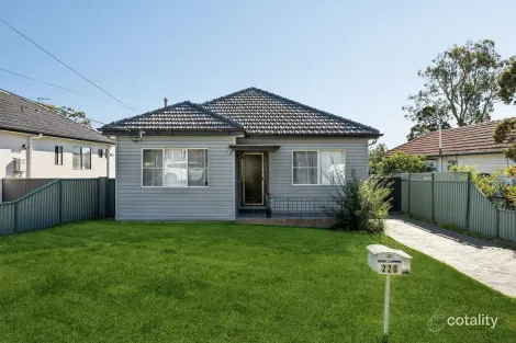 220 Waterloo Rd, Greenacre, NSW 2190