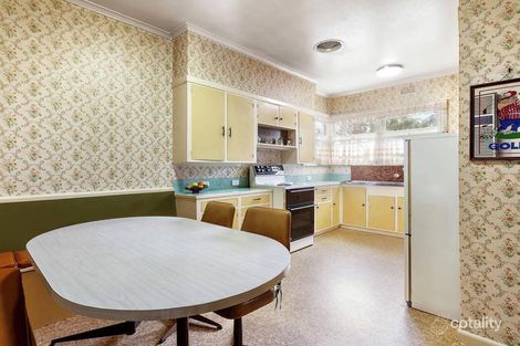 Property photo of 34 Laurel Grove North Blackburn VIC 3130
