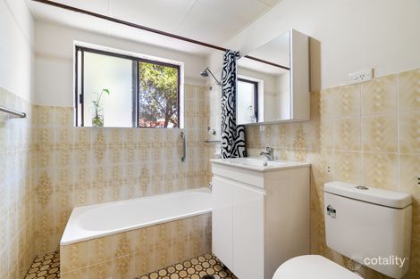 Property photo of 2/27 Campbell Street Wollongong NSW 2500