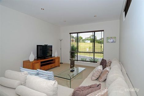 Property photo of 11 St Lucia Place Bonny Hills NSW 2445