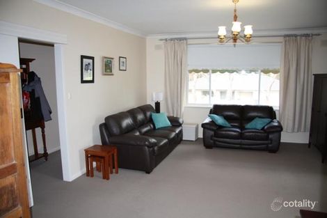 Property photo of 2 Gorge Road Bellevue Heights SA 5050