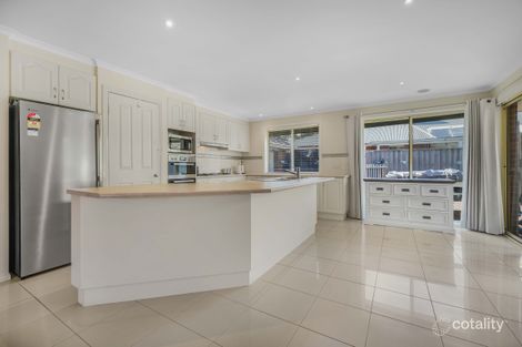 Property photo of 10 Ludlow Court Beaconsfield VIC 3807