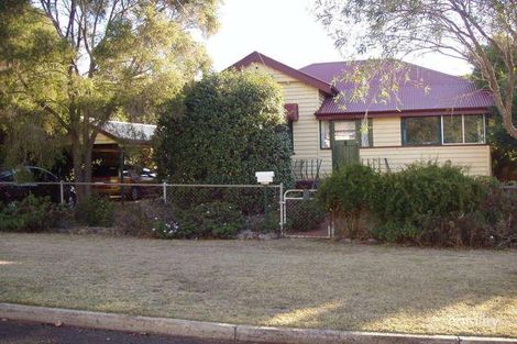 3 Bernard St, Newtown, QLD 4350