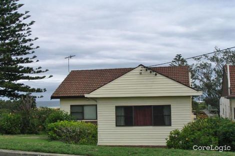 Property photo of 8 Dodds Street Redhead NSW 2290