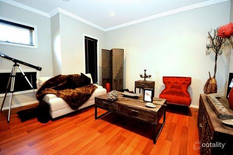 Property photo of 16 Balyang Way Craigieburn VIC 3064