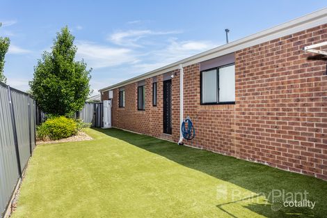 Property photo of 9 Gallant Road Point Cook VIC 3030