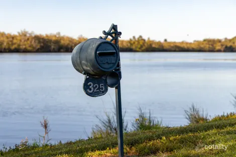 Property photo of 325 Riverbank Road Pimlico NSW 2478