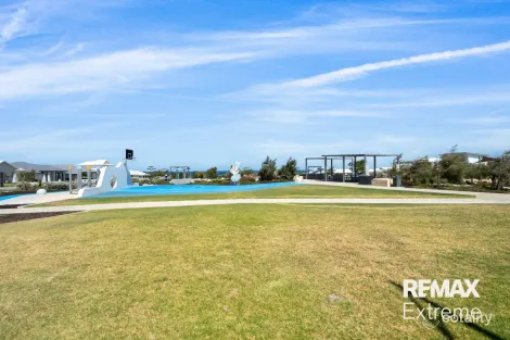 Property photo of 52 Anomia Road Jindalee WA 6036