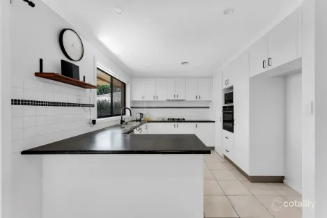 Property photo of 9 Henry Sutton Circuit Dunlop ACT 2615
