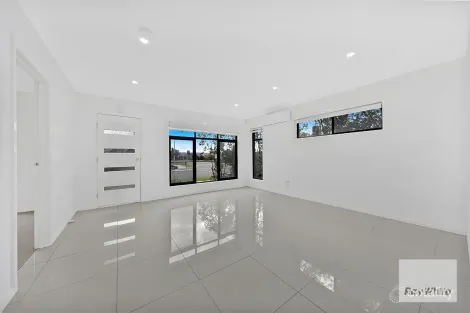 Property photo of 1 Waterview Drive Mernda VIC 3754