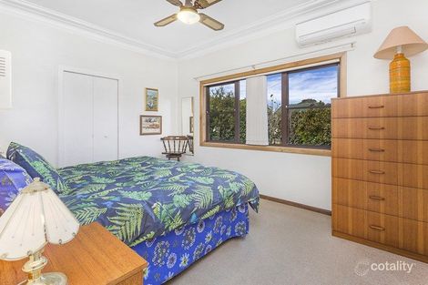 Property photo of 44 Barton Street Oak Flats NSW 2529