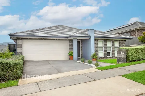 10 Farmgate Cres, Calderwood, NSW 2527