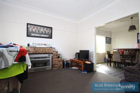 Property photo of 28 Oak Street Wendouree VIC 3355