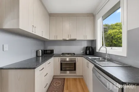 Property photo of 16 Gerald Street Queanbeyan NSW 2620