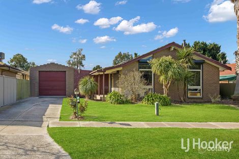 55 Dunvegan Dr, Kurunjang, VIC 3337