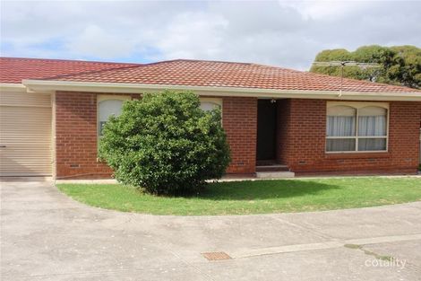 2/6 Malone Cres, Morphett Vale, SA 5162