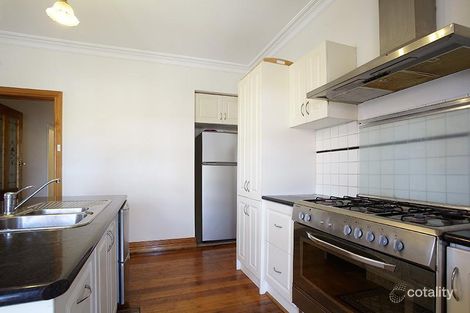 Property photo of 8 First Court Preston VIC 3072