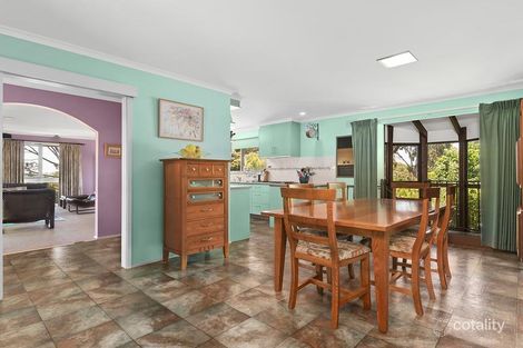 Property photo of 4 Lebunya Close Mooroolbark VIC 3138