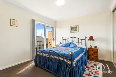Property photo of 6/6 The Avenue Bellambi NSW 2518
