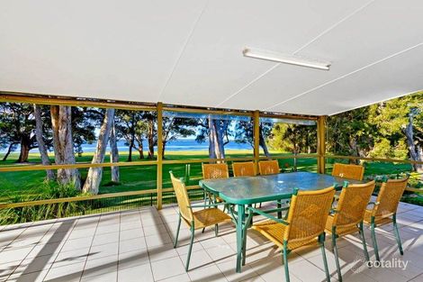 Property photo of 83 Natuna Avenue Budgewoi NSW 2262