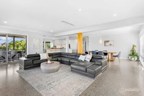 Property photo of 10 Raymond Street Speers Point NSW 2284