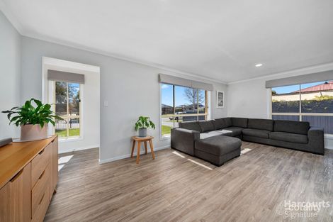 Property photo of 33 Jacaranda Drive Margate TAS 7054