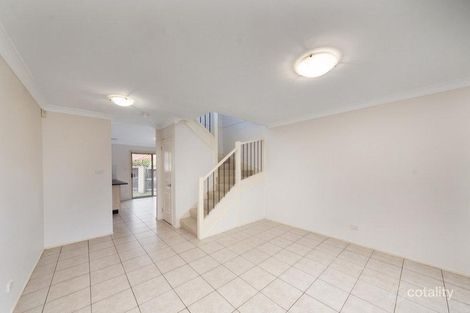 Property photo of 3/16-18 Carnation Avenue Casula NSW 2170