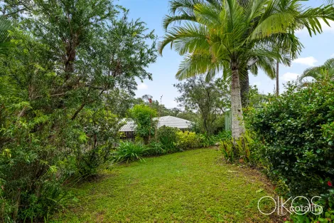 Property photo of 11 Emuglen Place Ferny Grove QLD 4055