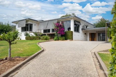 Property photo of 947 Centaur Road Hamilton Valley NSW 2641