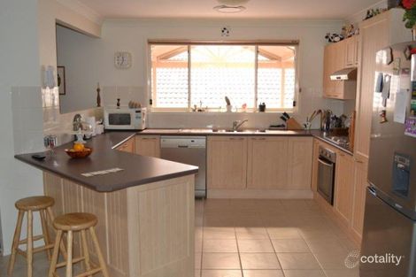 Property photo of 5 Hebe Place Cameron Park NSW 2285