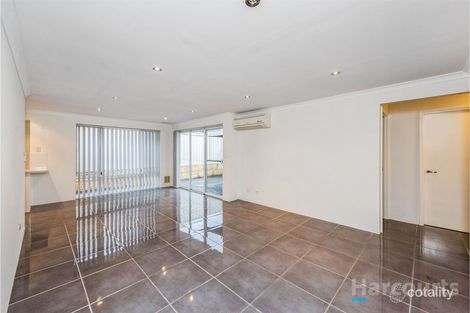 Property photo of 7A Paris Gardens Hocking WA 6065