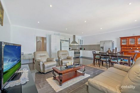 Property photo of 6 Reedy Lake Mews Epping VIC 3076
