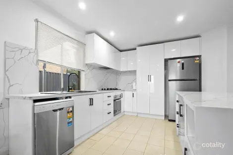 Property photo of 8 Raphael Street Hallam VIC 3803