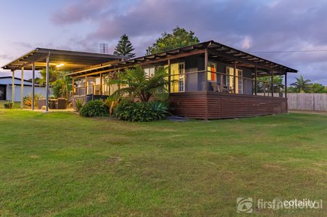 111 Railway Pde, Glass House Mountains, QLD 4518