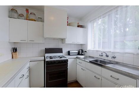 Property photo of 2/28 Barrabool Road Highton VIC 3216