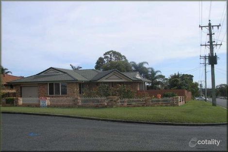 42 Moonbi St, Scarness, QLD 4655