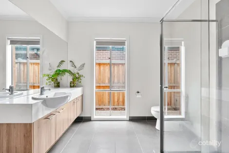 Property photo of 65 Sanctuary Boulevard Armstrong Creek VIC 3217