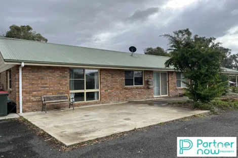 8 Chelmsford St, Kootingal, NSW 2352