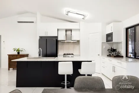 Property photo of 21 Columbus Circuit Drewvale QLD 4116