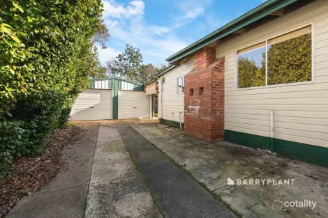 Property photo of 17 McKindlay Street Drouin VIC 3818