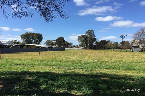 37 Victoria St, Carisbrook, VIC 3464