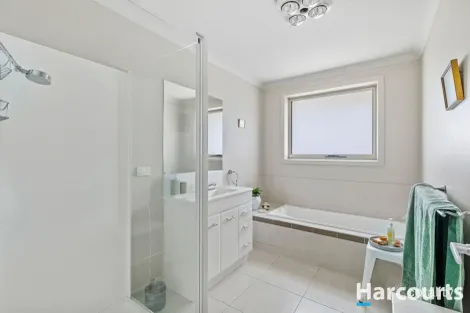 Property photo of 2/6 Rowena Court Devonport TAS 7310