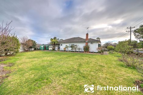 Property photo of 11 James Street Pakenham VIC 3810