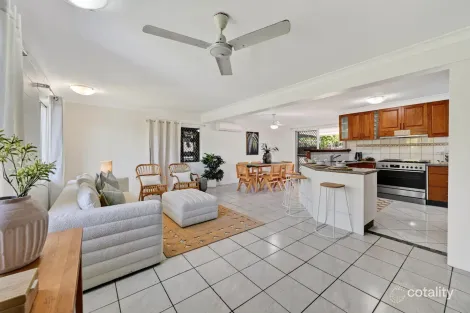 Property photo of 8 Bloom Court Cranbrook QLD 4814