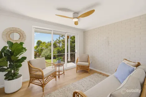 Property photo of 9 Binalong Crescent Coomba Park NSW 2428