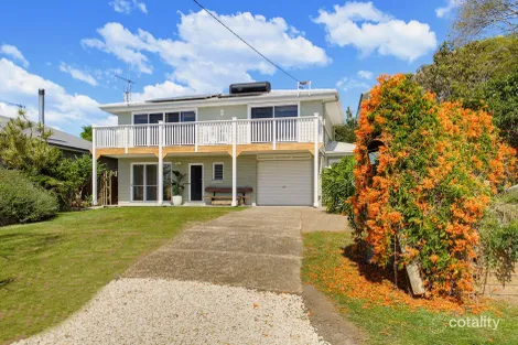 9 Binalong Cres, Coomba Park, NSW 2428