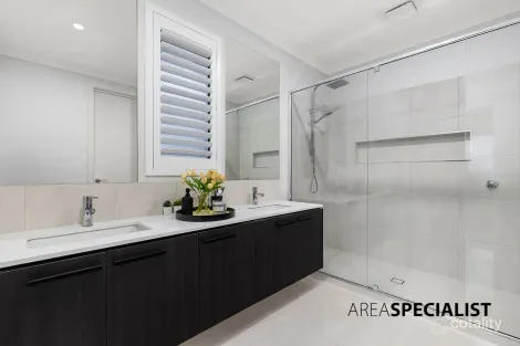 Property photo of 7 Benoit Circuit Clyde North VIC 3978