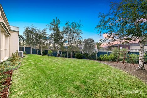 Property photo of 60 Scarlet Crescent Pakenham VIC 3810