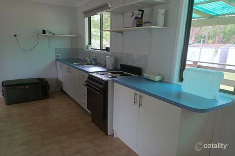 Property photo of 25 Trevor Street Beachmere QLD 4510